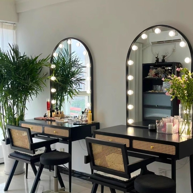 Beauty Makeup Bridal - Table de maquillage professionnelle en rotin