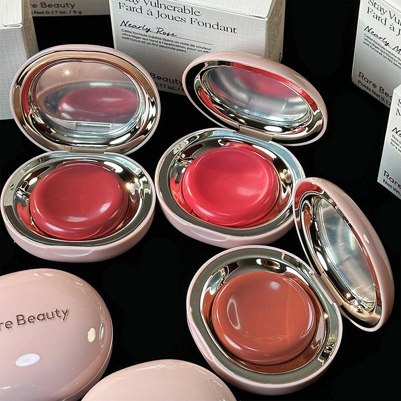 Huda Beauty Makeup Kit - Rare Beauty Rose Neutral Mauve Blush