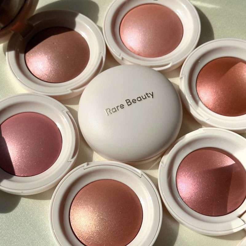 Rare Beauty Light Silky Touch  - Huda Beauty Makeup Kit avis et prix
