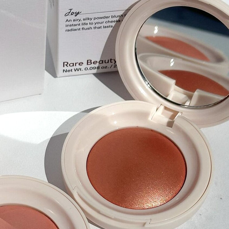 Rare Beauty Light Silky Touch  - Huda Beauty Makeup Kit avis et prix